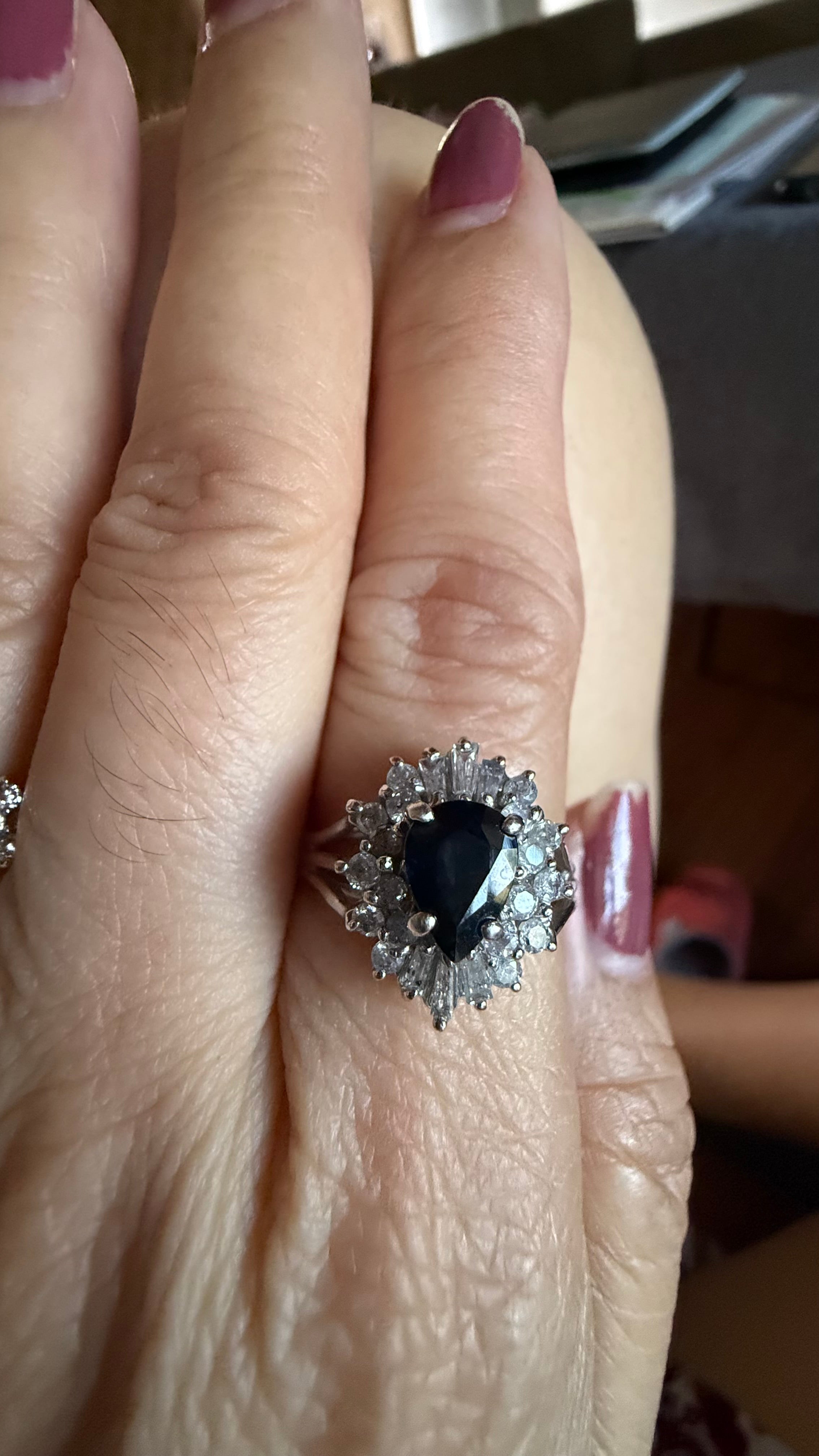 Certified Royal Sapphire Ring – 18K White Gold