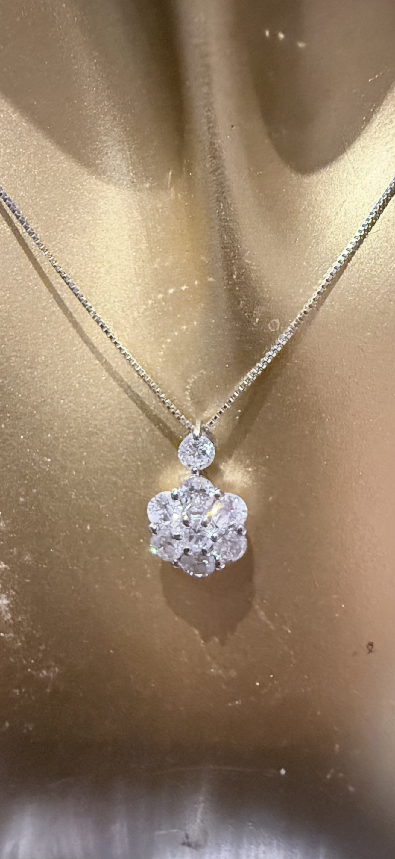 Certified Natural Diamond Pendant – White Gold / Platinum
