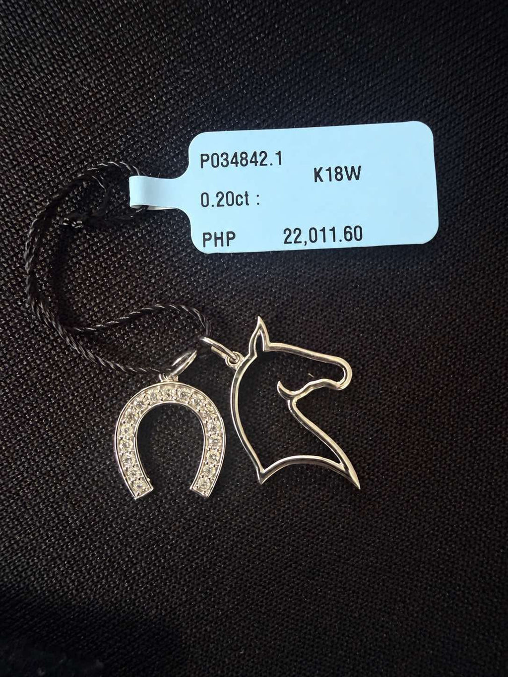 Natural Diamonds Earring and necklace