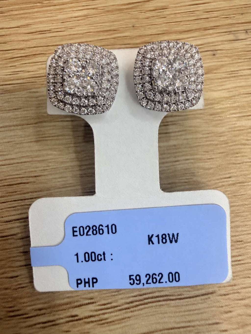 Natural Diamonds Earring and necklace
